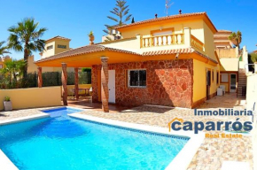 Chalet con piscina privada en La Cabuzana Vera Playa